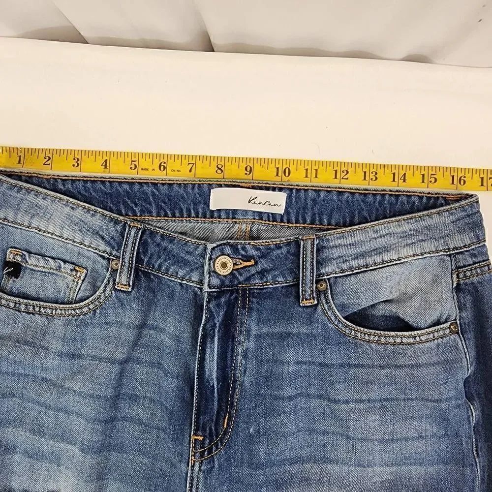 Kancan Mid-Rise Boyfriend Relaxed Distressed Denim Jeans Size 11 - Picture 3 of 11